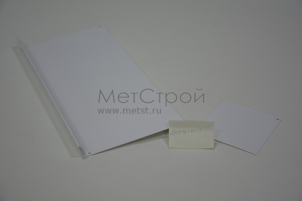 Металлический доборный элемент цвета RAL 
9003 Сигнальный белый (09098 RAL 9003) (2)